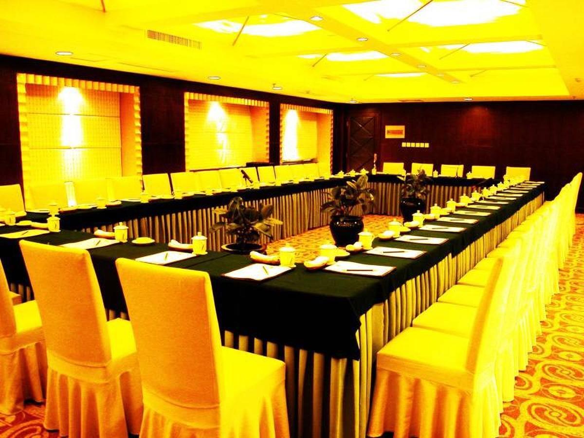 Taizhou Garden Hotel Екстериор снимка
