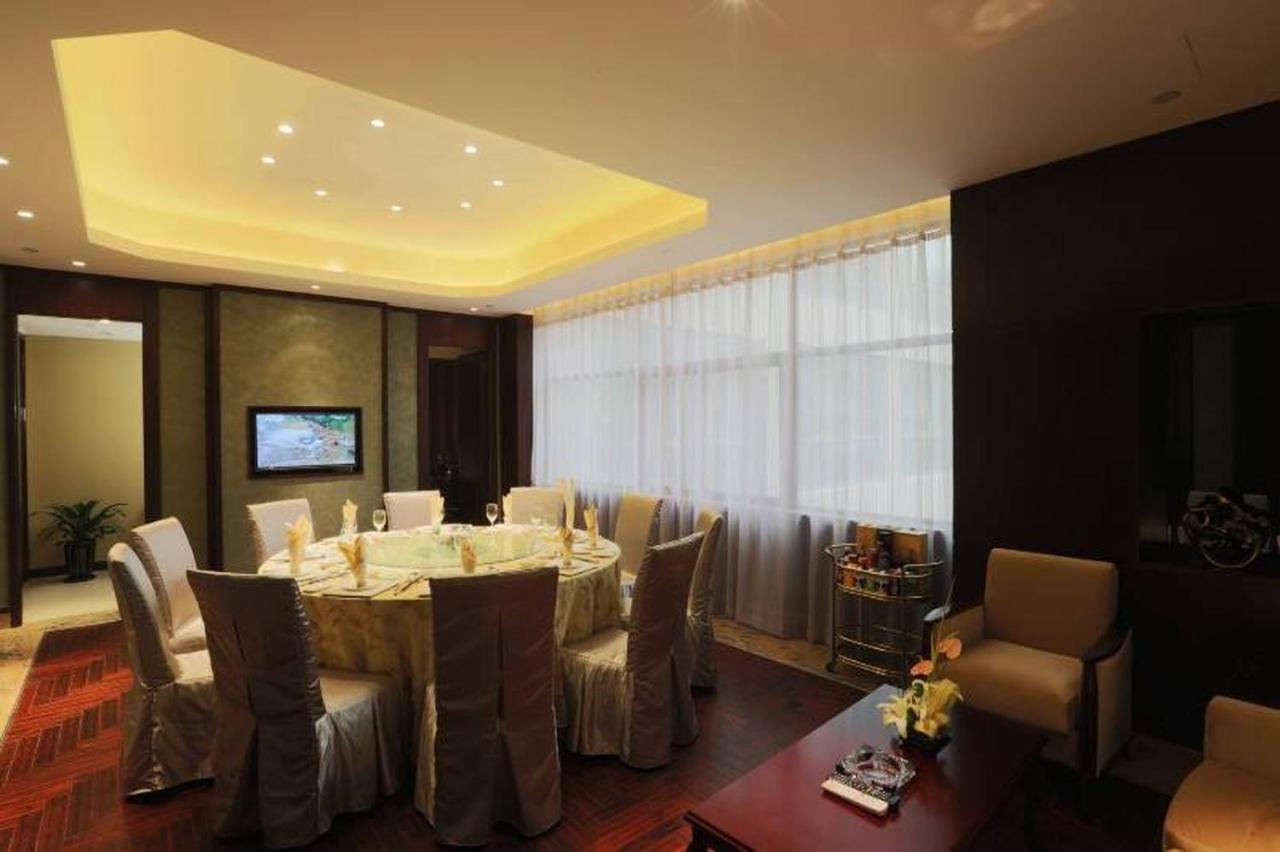 Taizhou Garden Hotel Екстериор снимка