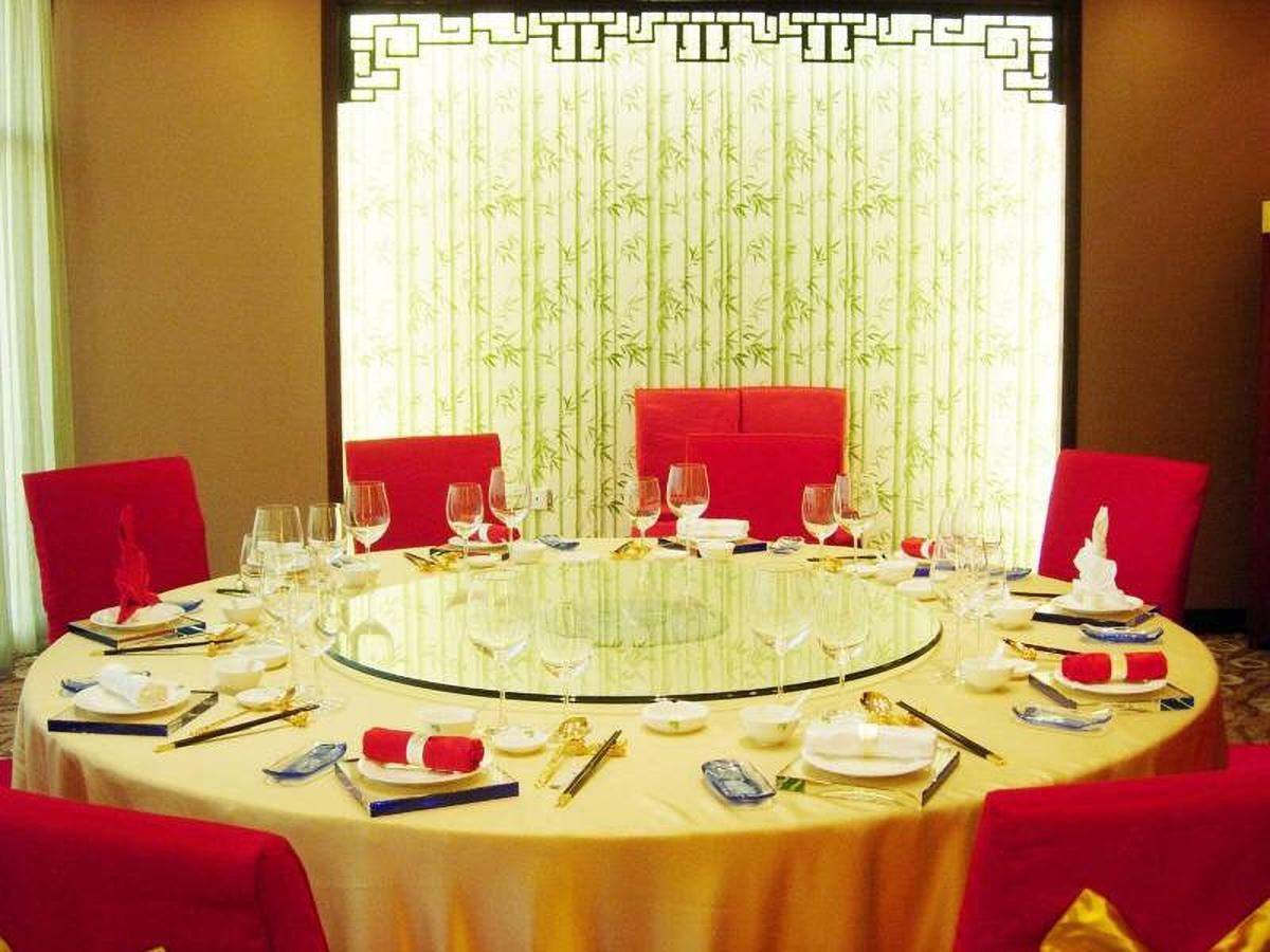 Taizhou Garden Hotel Екстериор снимка