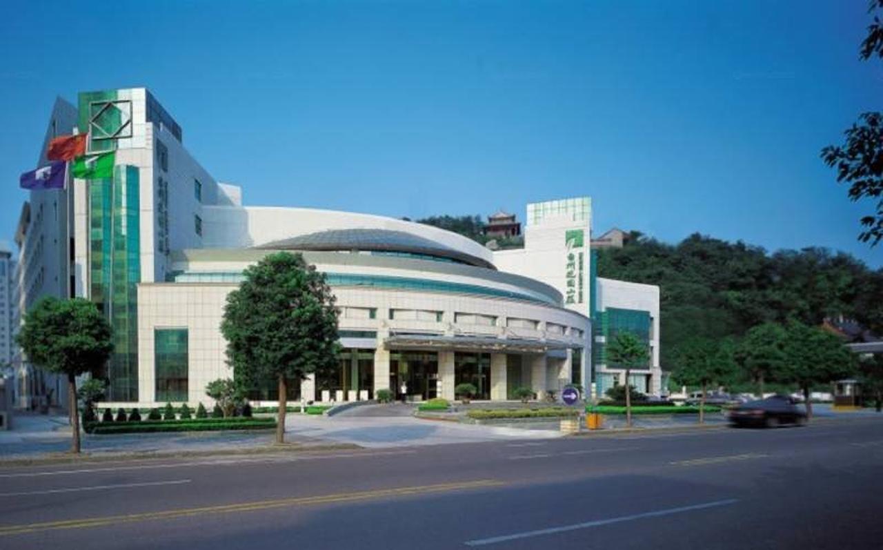 Taizhou Garden Hotel Екстериор снимка