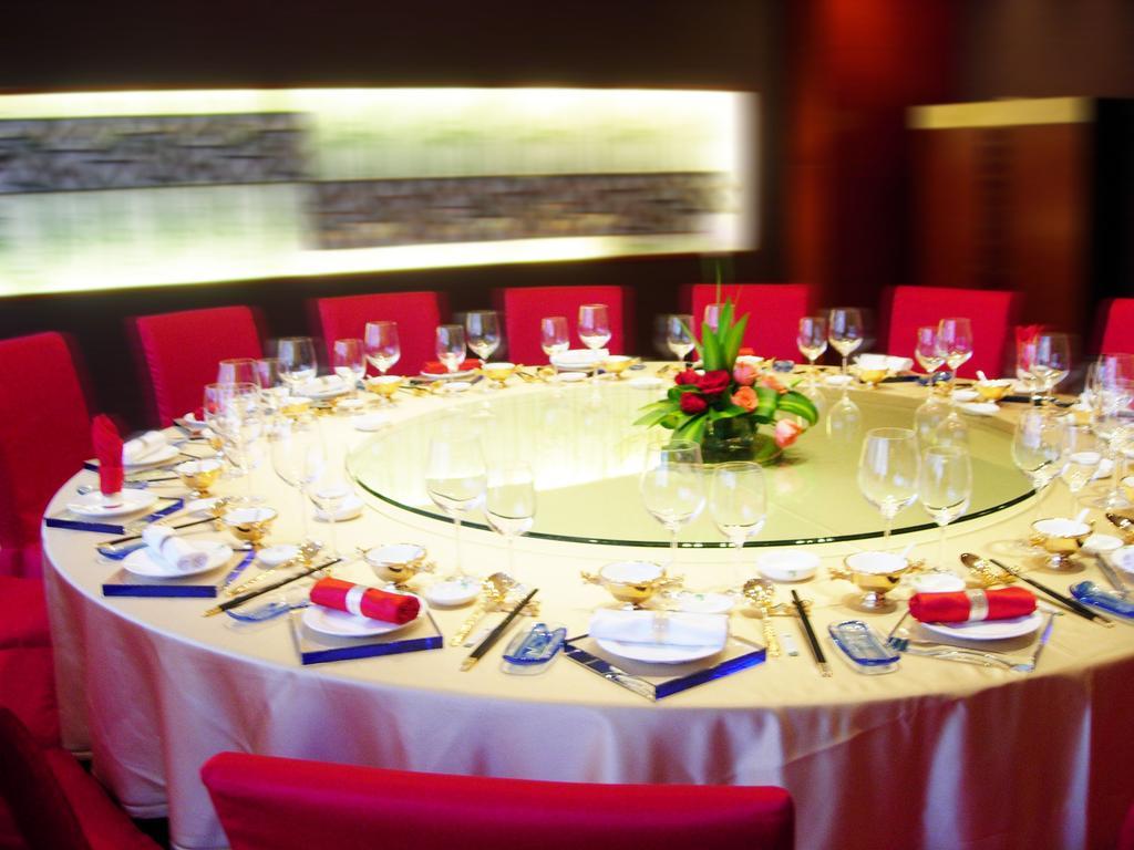 Taizhou Garden Hotel Екстериор снимка