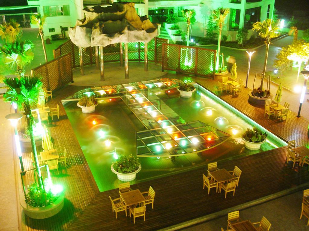 Taizhou Garden Hotel Екстериор снимка