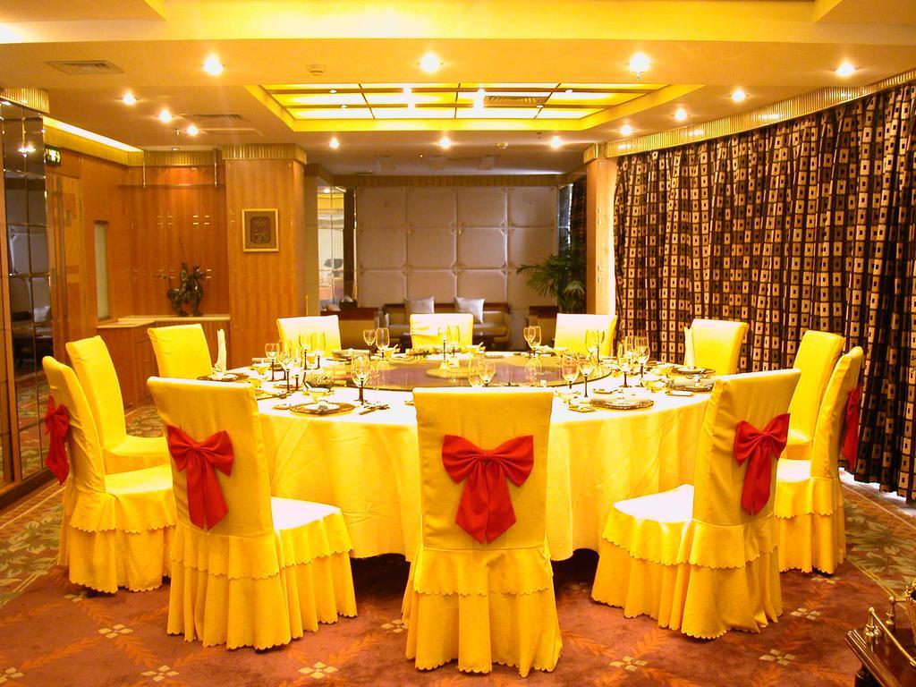 Taizhou Garden Hotel Екстериор снимка